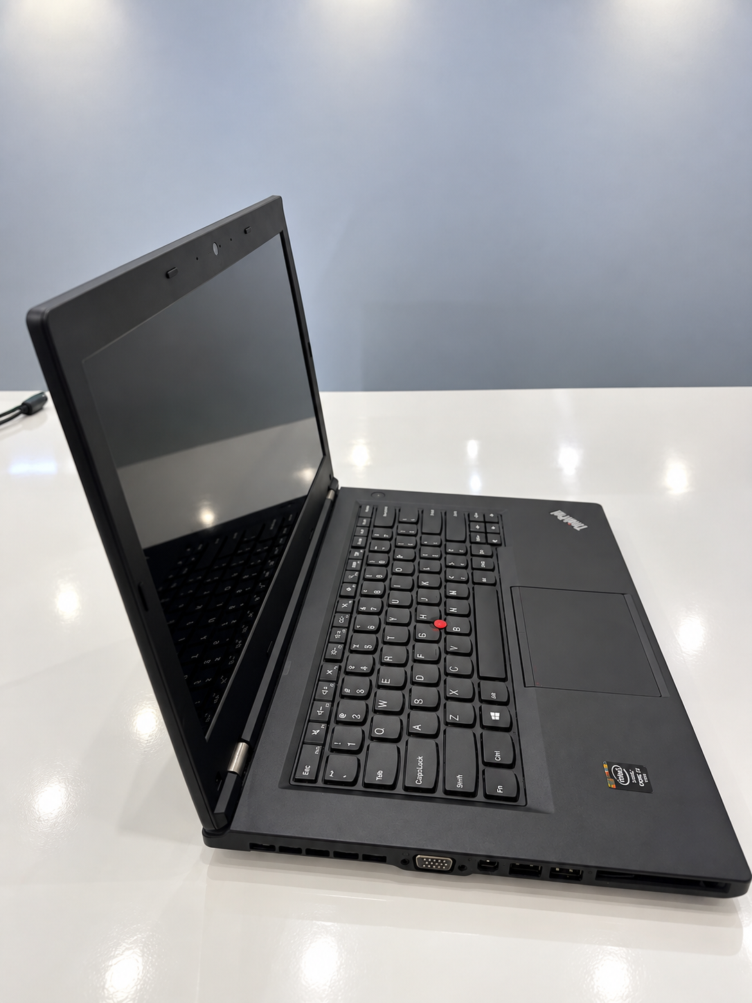 Lenovo ThinkPad Core i7 | 8GB RAM | 256GB SSD | Backlit Keyboard | Premium New Condition Laptop