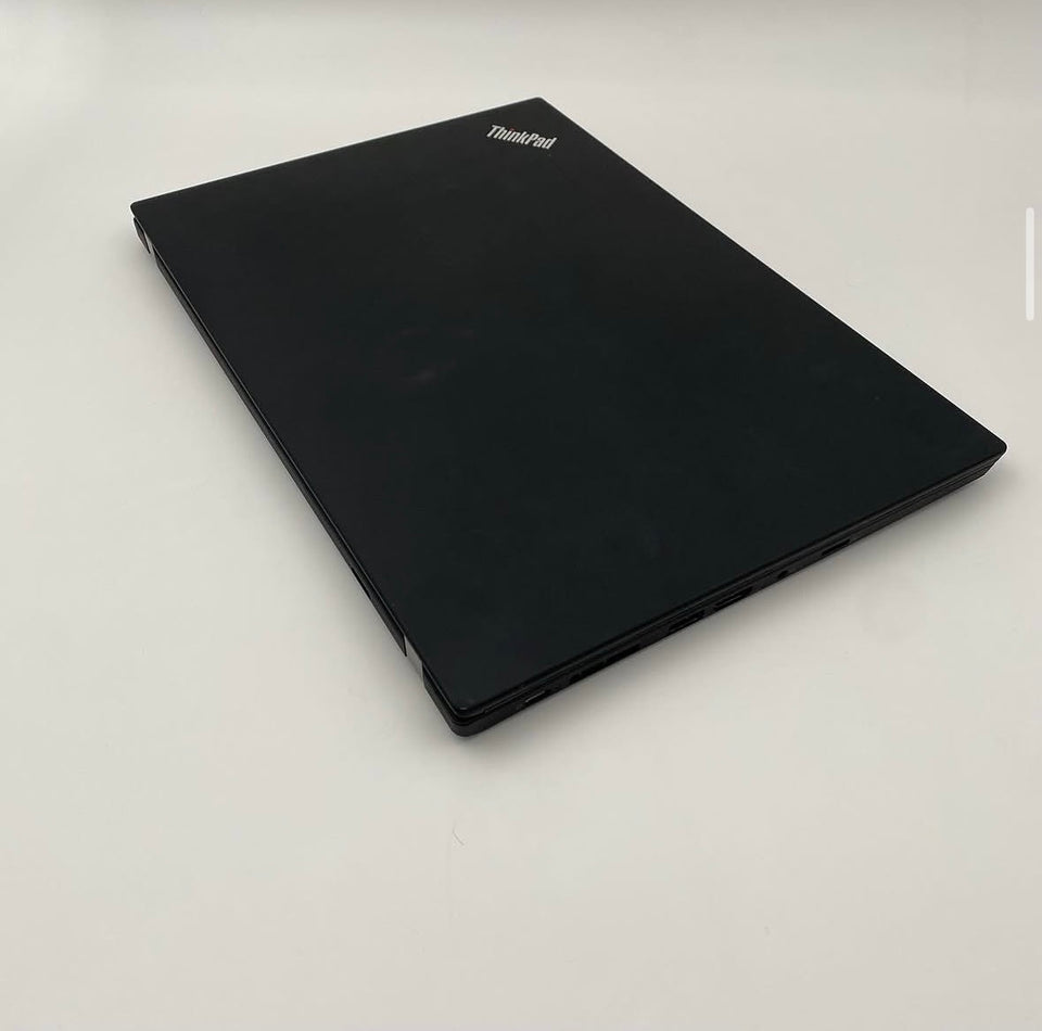 Lenovo Premium Business Series Laptop i5 | 8GB : 512GB SSD storage 7th gen